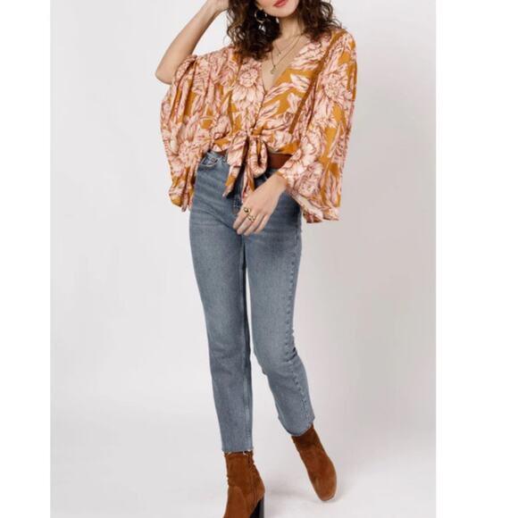 BAND OF THE FREE LIBBY GOLD FLORAL BELL SLEEVE CROP TOP XS-NEW - Picture 5 of 7